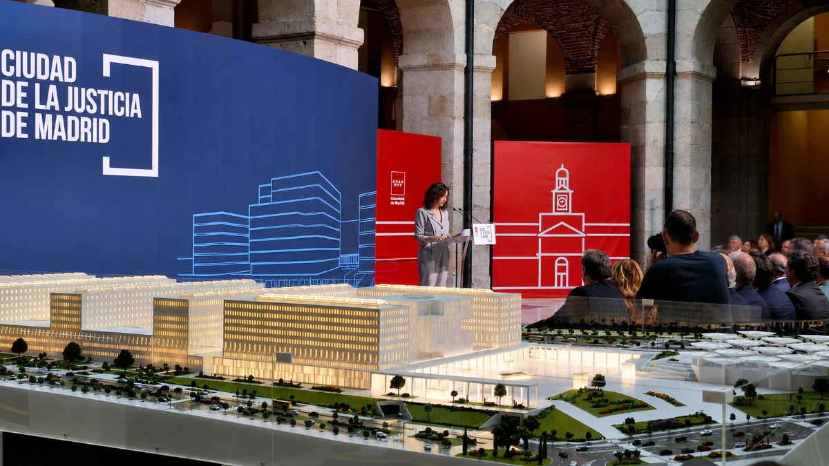 Maquete do projeto Ciudad de la Justicia de Madrid
